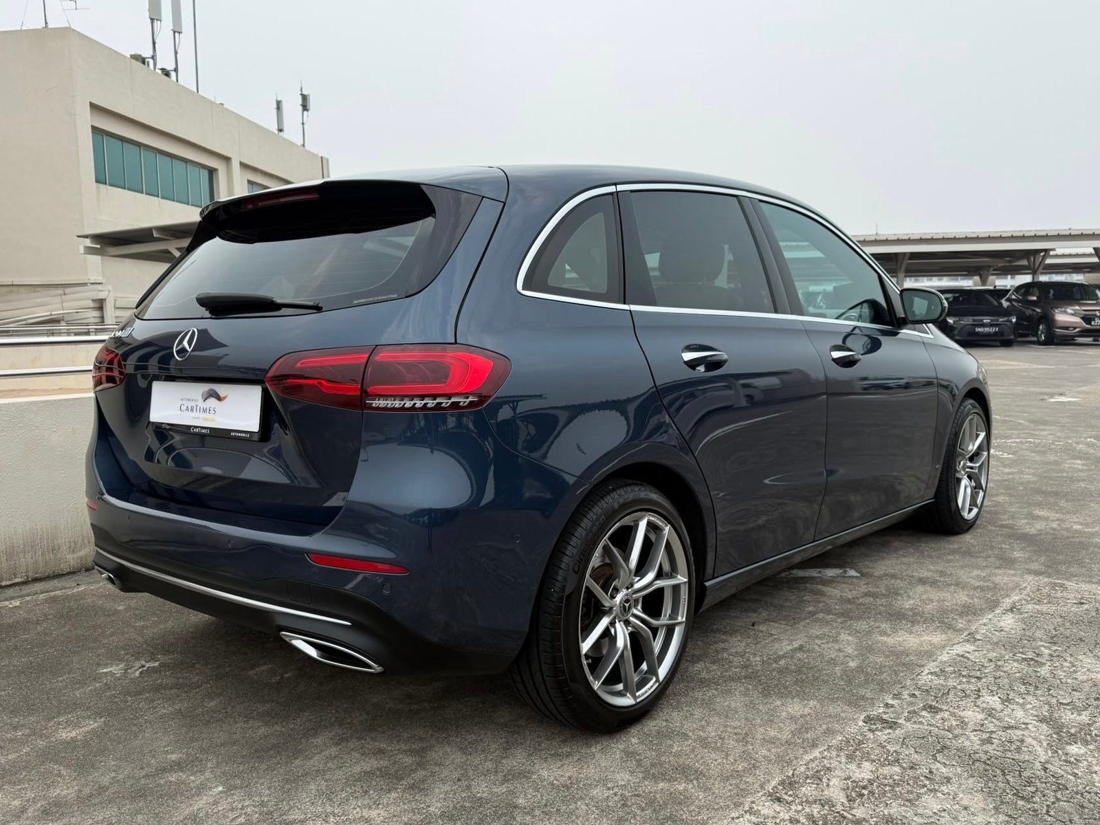 Mercedes-Benz B200 Progressive photo 2